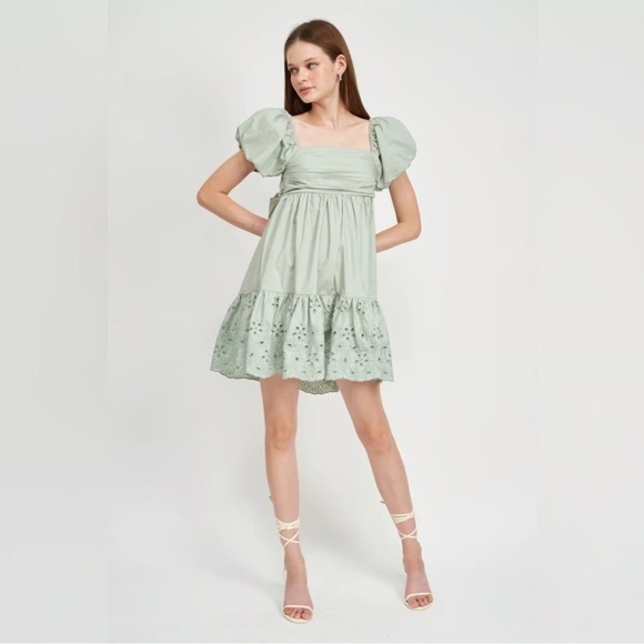 NEW EN SAISON Juliet Mini Dress in Seafoam - Picture 1 of 9